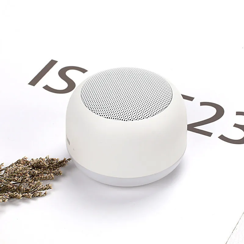 Mini wireless Bluetooth speaker in black with built-in lithium battery and USB port