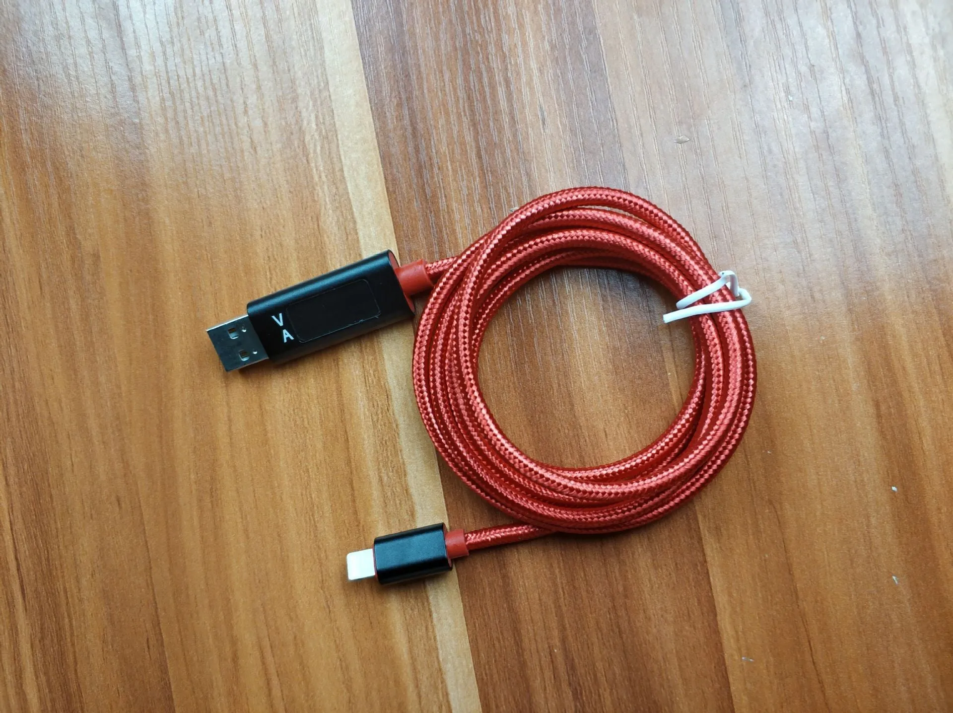 Nylon smart display data cable in black and red, 1-metre length, compatible with Apple Android Type-C
