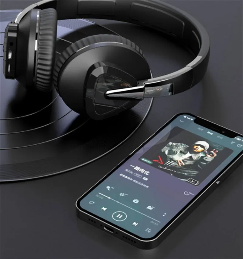H3 wireless on-ear headset in four colours showing over-ear design and built-in controls.