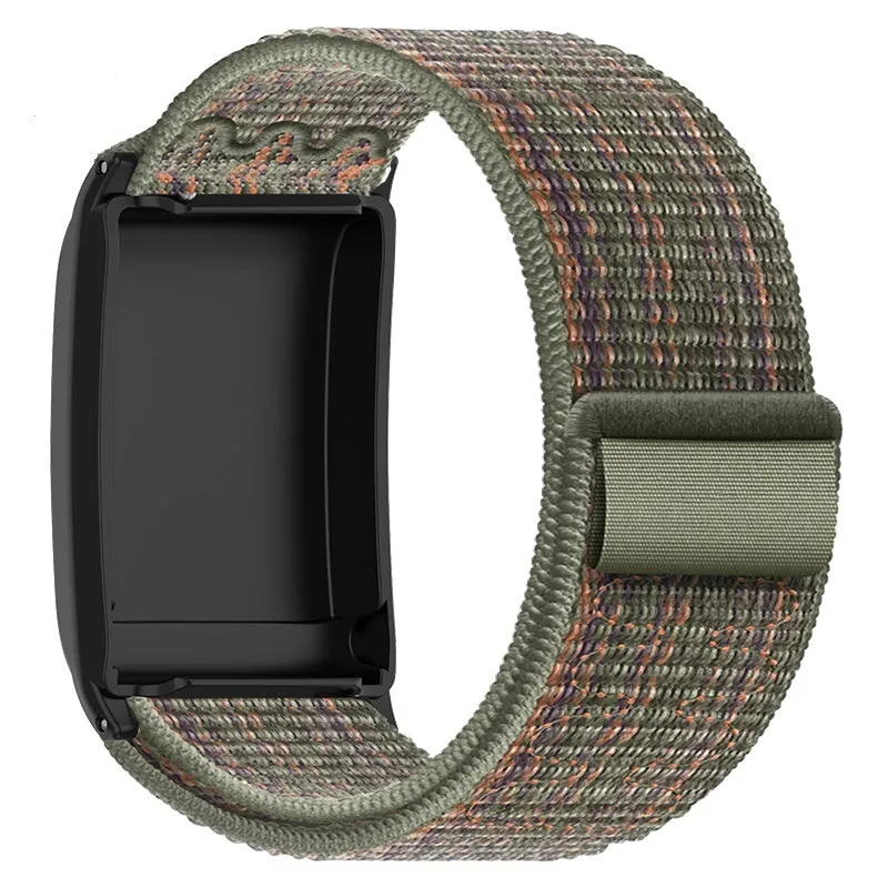 Nylon woven sports bracelet strap in obsidian black for Whoop 4.0 and 5.0, 22mm width with Velcro closure