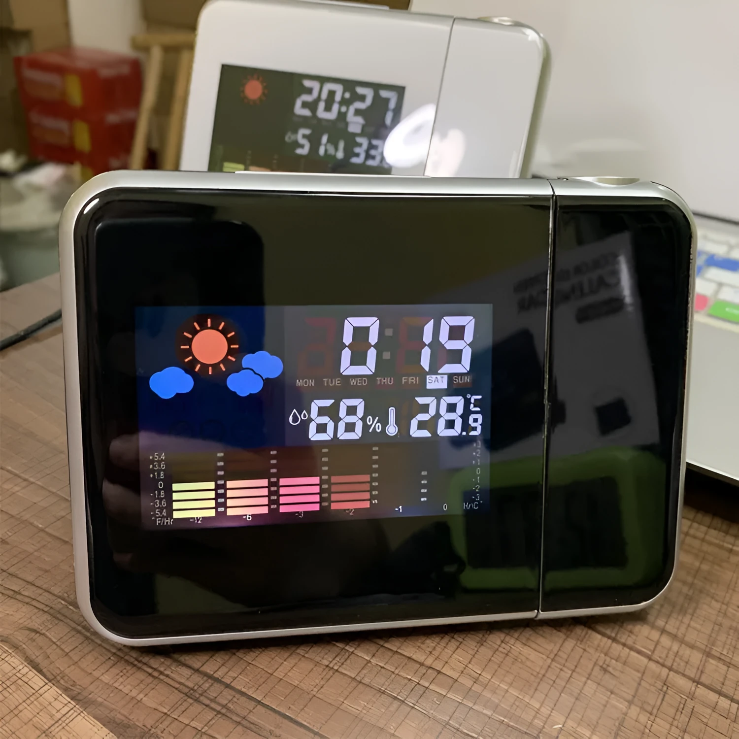 Home electronic clock with digital display and USB port, black plastic case, 16x6x12 cm size