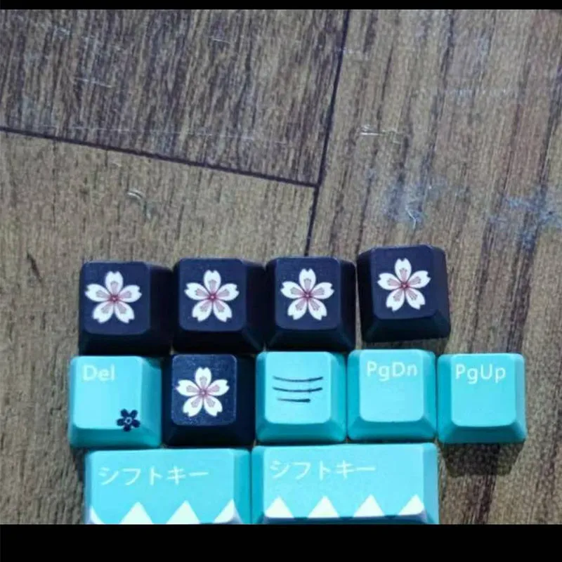 Green Cherry profile mechanical keyboard keycap set with 104 ABS plastic keys and cross-style MX stems
