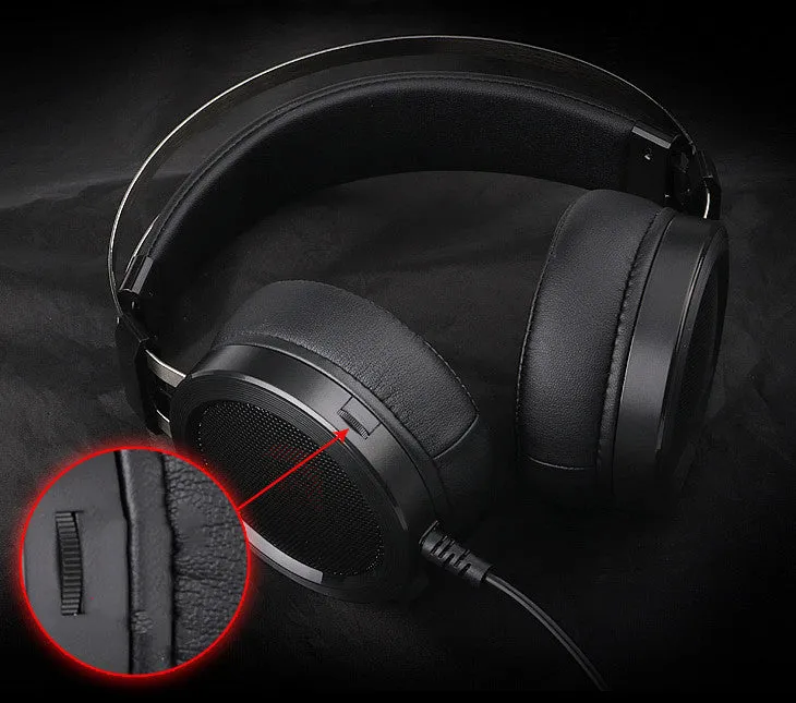 Black wired computer gaming headset with 3.5mm plug and 2 metre cable