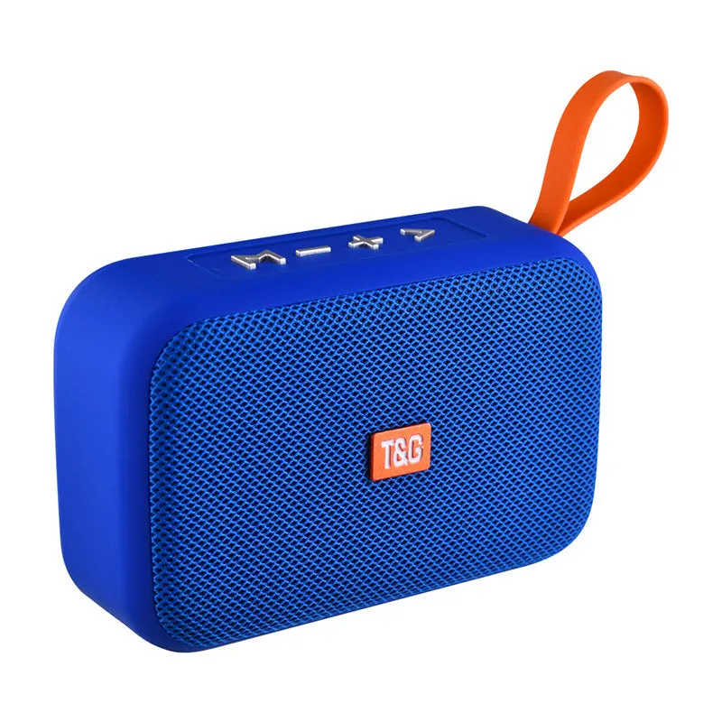 Portable Bluetooth speaker in black plastic shell with 123x46x81mm dimensions, FM radio and USB playback