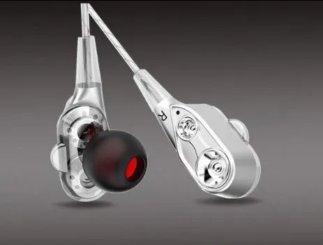 Dynamic in-ear wired headphones in cool black with 120cm cable and OP bag packaging