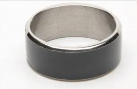 JAKCOM R3F smart ring in black colour on a white surface