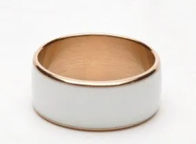 JAKCOM R3F smart ring in black colour on a white surface