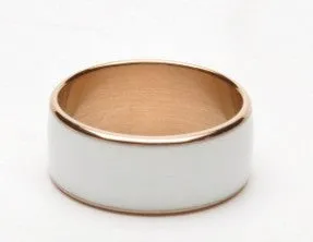 JAKCOM R3F smart ring in black colour on a white surface