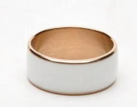JAKCOM R3F smart ring in black colour on a white surface