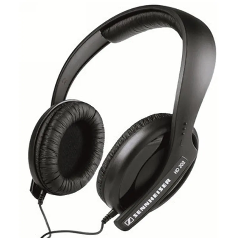 Black wired head-mounted monitor headphones with 40mm driver and 2.5m cable on a desk