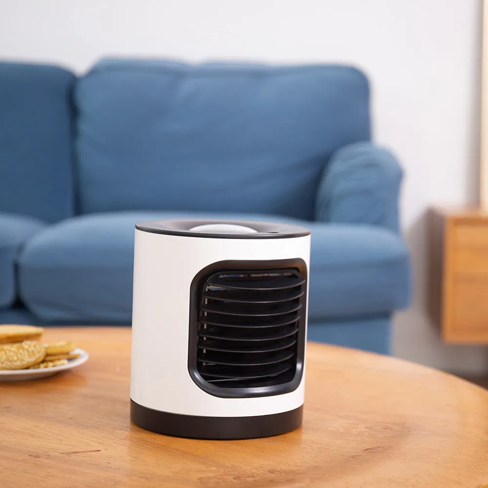 USB multi-function fan in black with shaking head and three speed settings