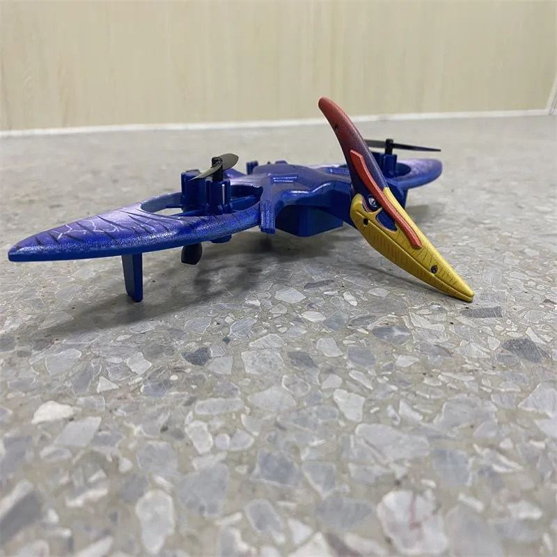 Remote-controlled pterosaur quadcopter drone with night light and sound effect, metal body, 30-50cm size