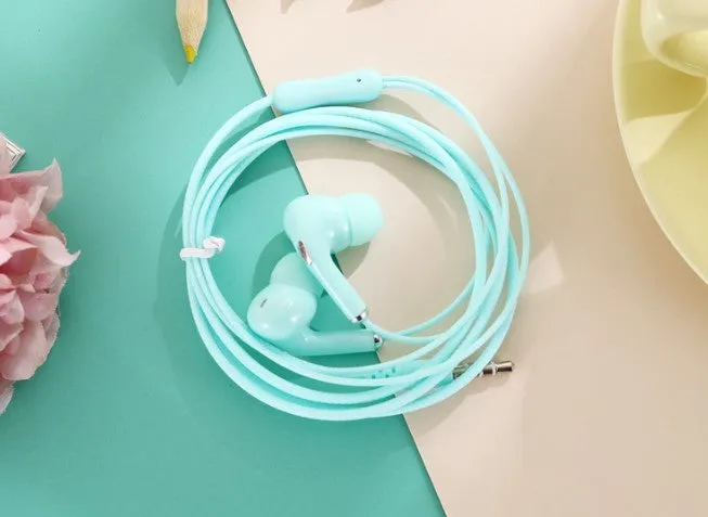 Macaron colour wired earphone with 3.5mm plug and microphone in six colours including black, blue, green, pink, yellow, white