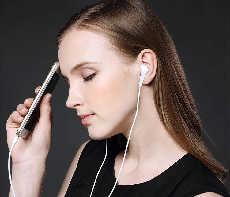 In-ear earphone with 14.2mm dynamic unit and metal sound ripples in black colour