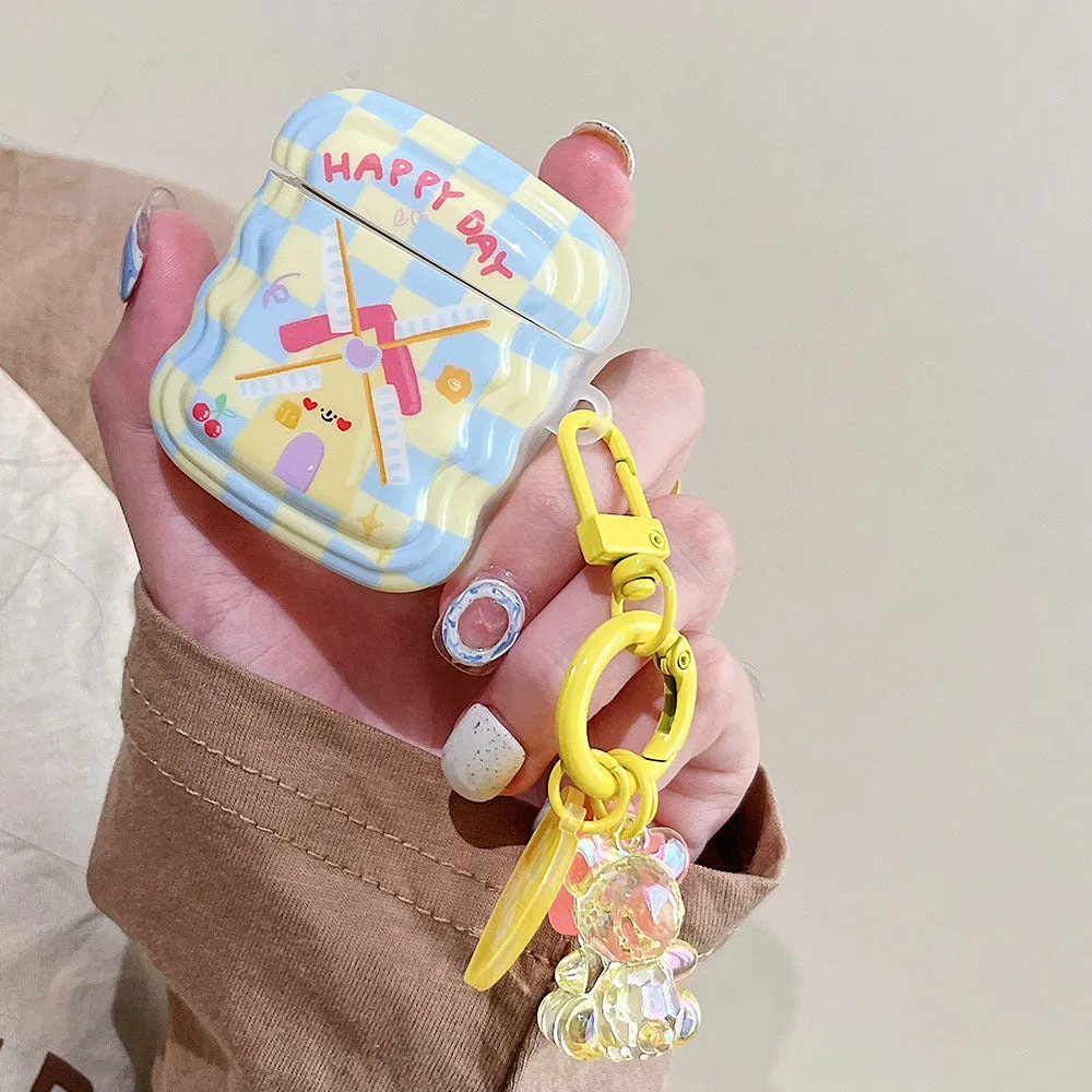 Silicone Bluetooth headphone cover for AirPods with soft shell and decorative pendant in green love heart style