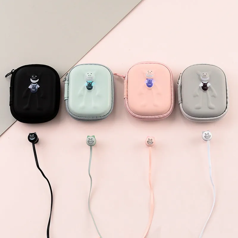 Wired in-ear headphones with 3.5mm round plug in white and black colour options