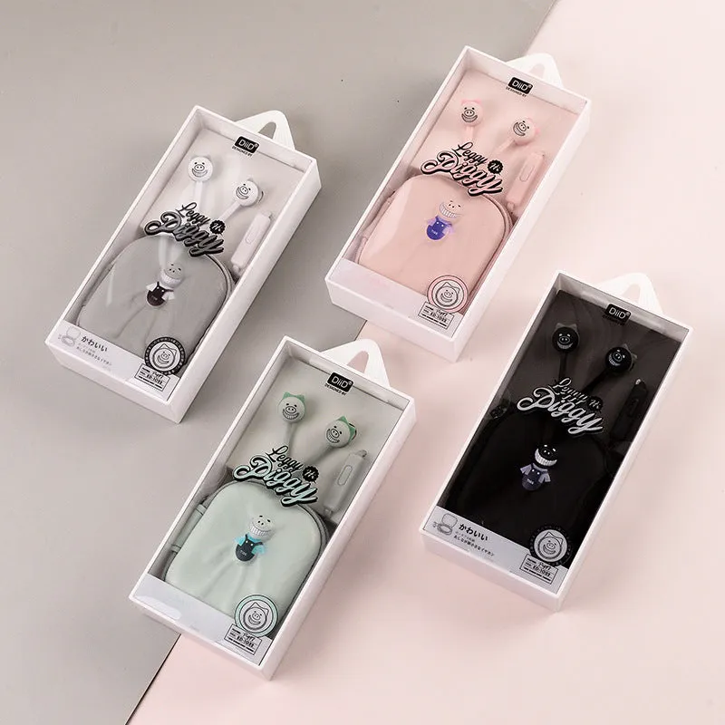 Wired in-ear headphones with 3.5mm round plug in white and black colour options