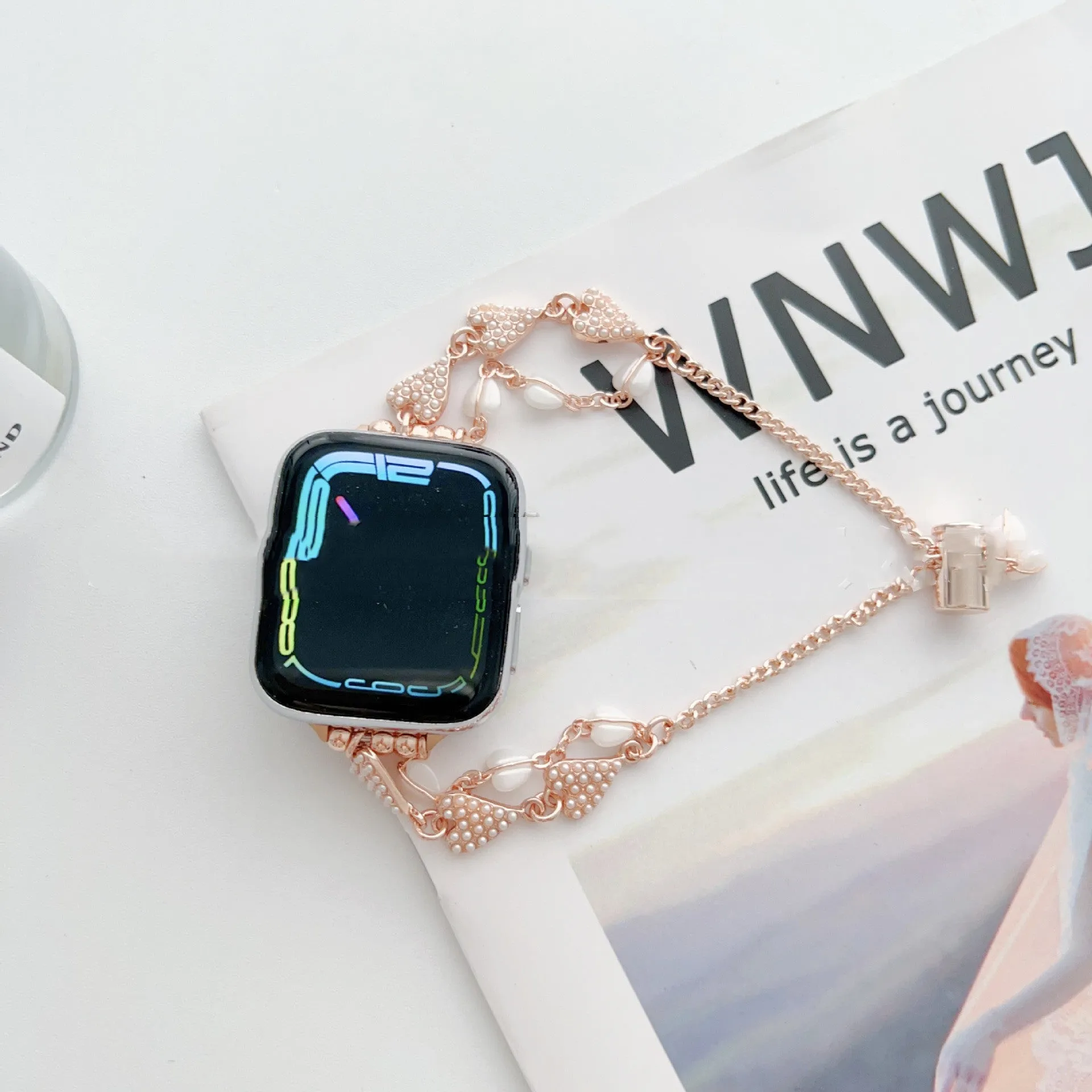 Love bracelet pearl chain metal strap for Apple Watch 38-49mm in gold colour