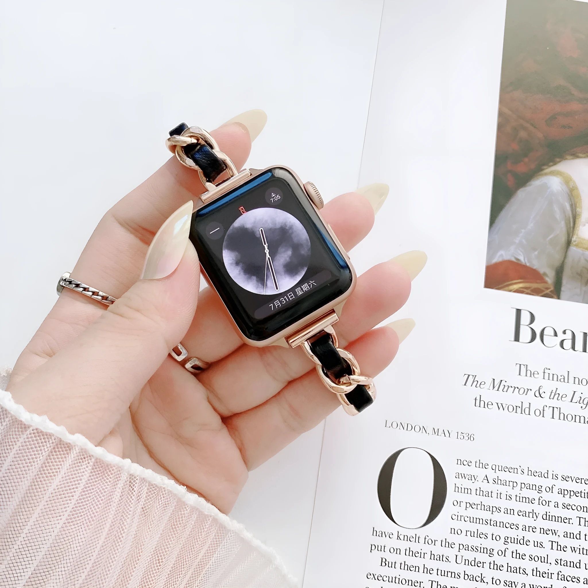 Metal watch strap classic starlight colour for Apple Watch 38/40/41mm and 42/44/45mm