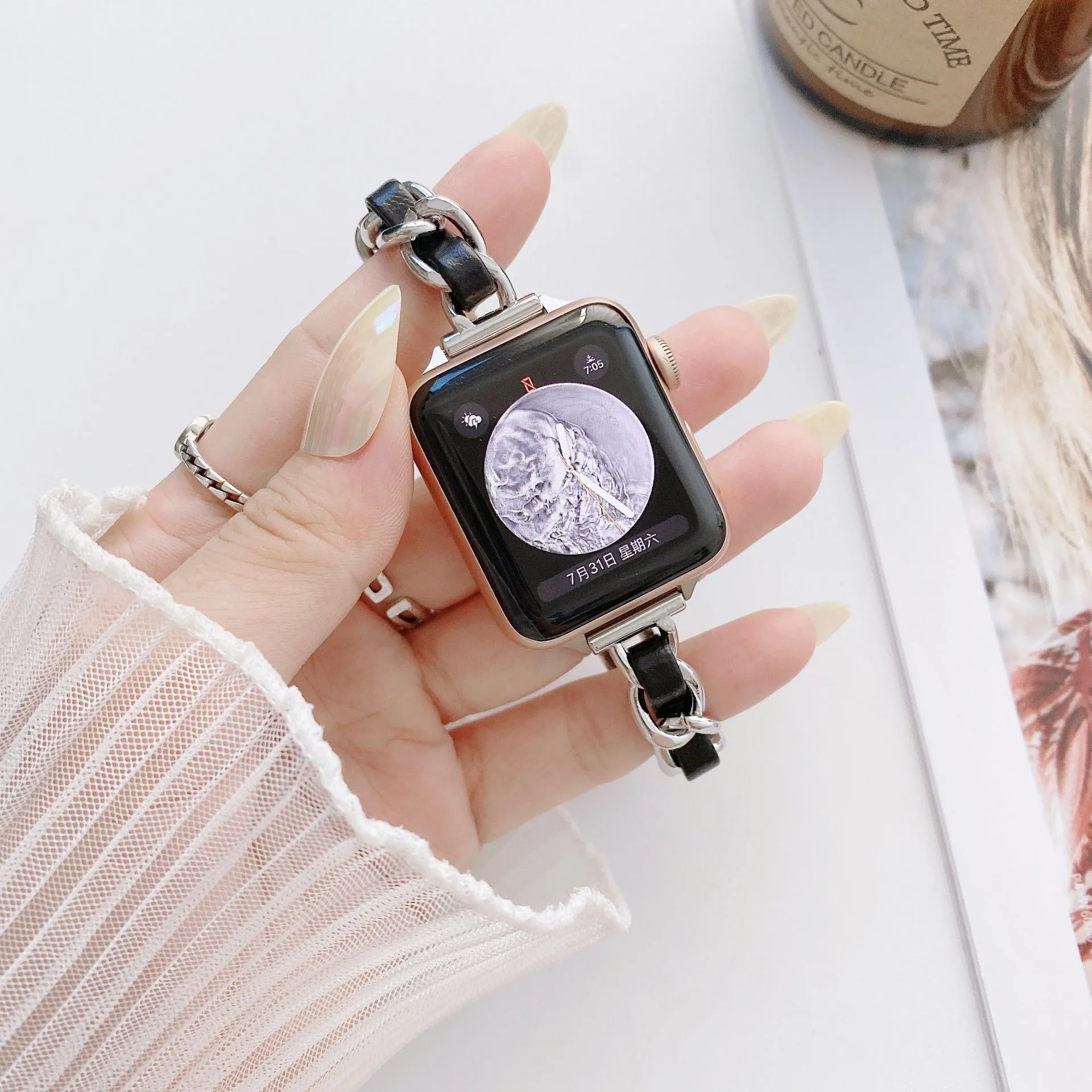 Metal watch strap classic starlight colour for Apple Watch 38/40/41mm and 42/44/45mm