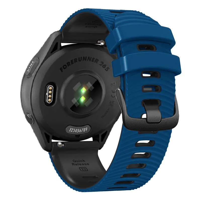 Universal 22mm two-colour water ripple silicone watch strap in army green and black, sports style