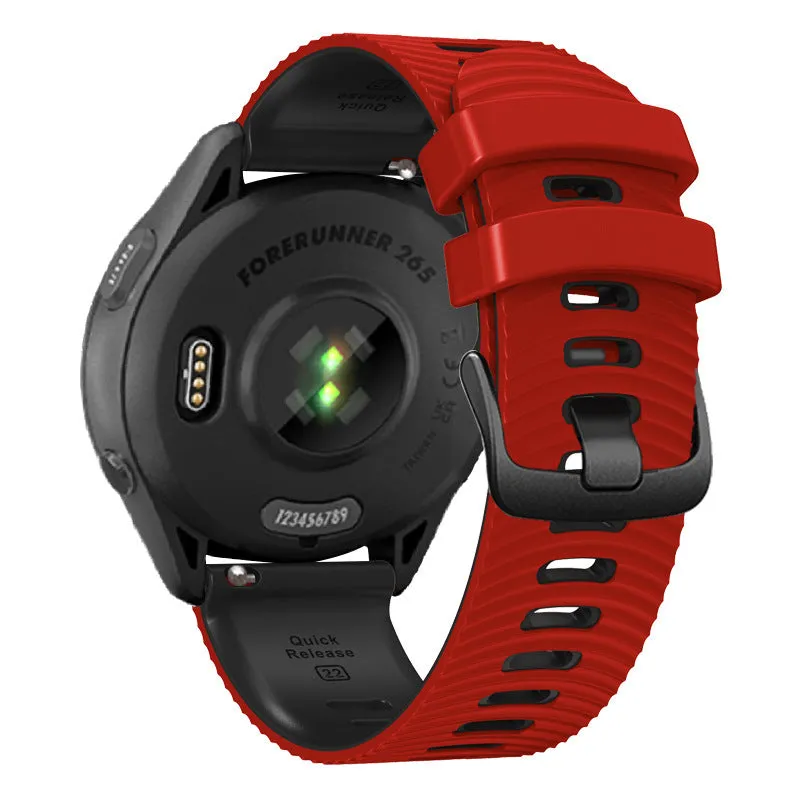 Universal 22mm two-colour water ripple silicone watch strap in army green and black, sports style