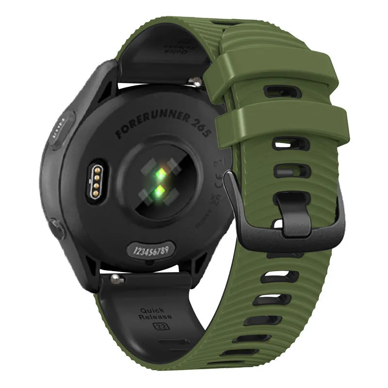 Universal 22mm two-colour water ripple silicone watch strap in army green and black, sports style