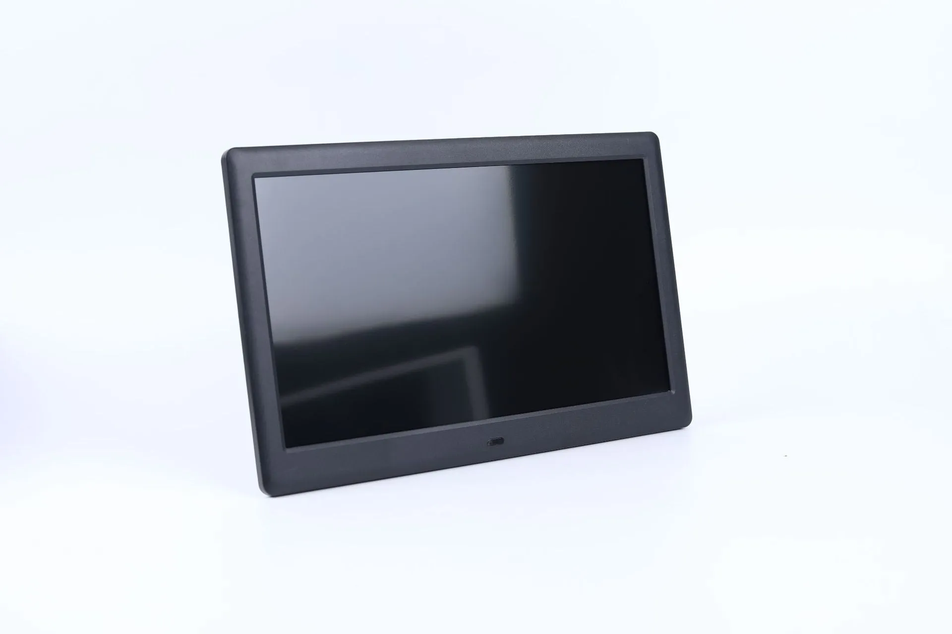 10 inch IPS digital photo frame in black with bracket showing a picture on screen