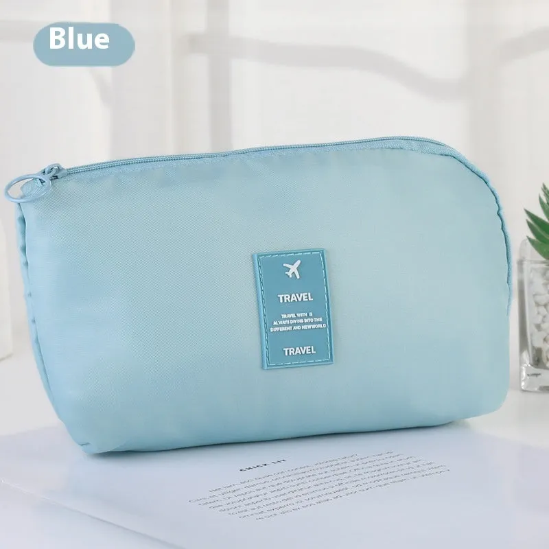 Multi-purpose polyester digital storage bag in beige with zip closure for travel and business use