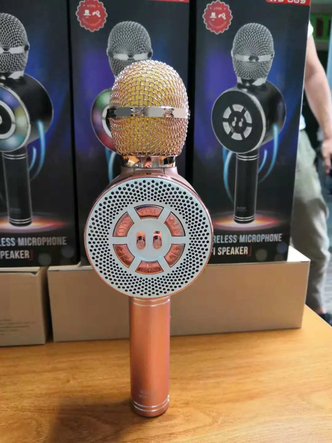 K Song wireless Bluetooth microphone integrated KTV audio in black, gold, and rose gold with USB charging cable