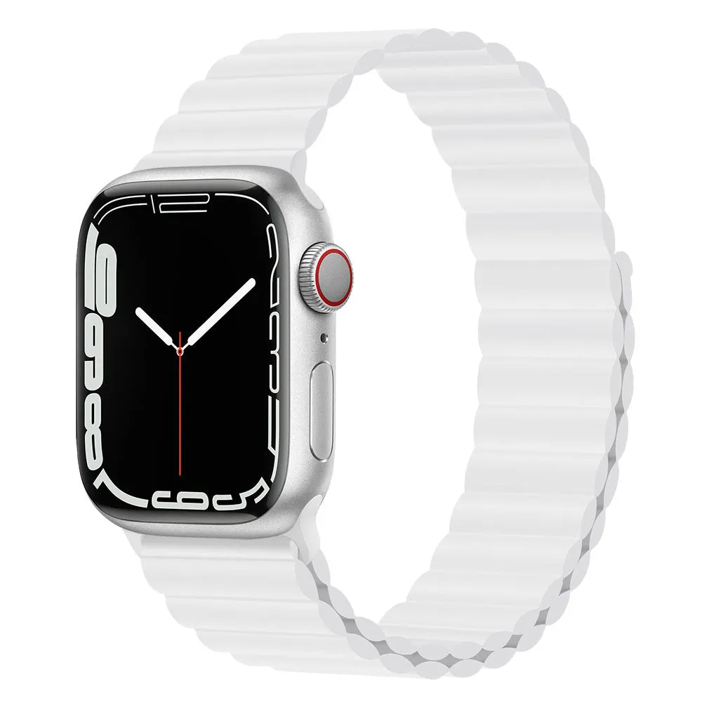 Silicone loop magnetic watch strap in starlight colour compatible with Apple Watch 38mm