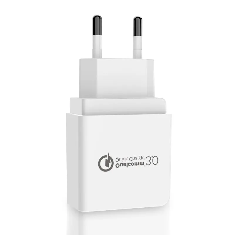 18W QC3.0 USB charger in white with EU plug, measuring 63x40x22mm