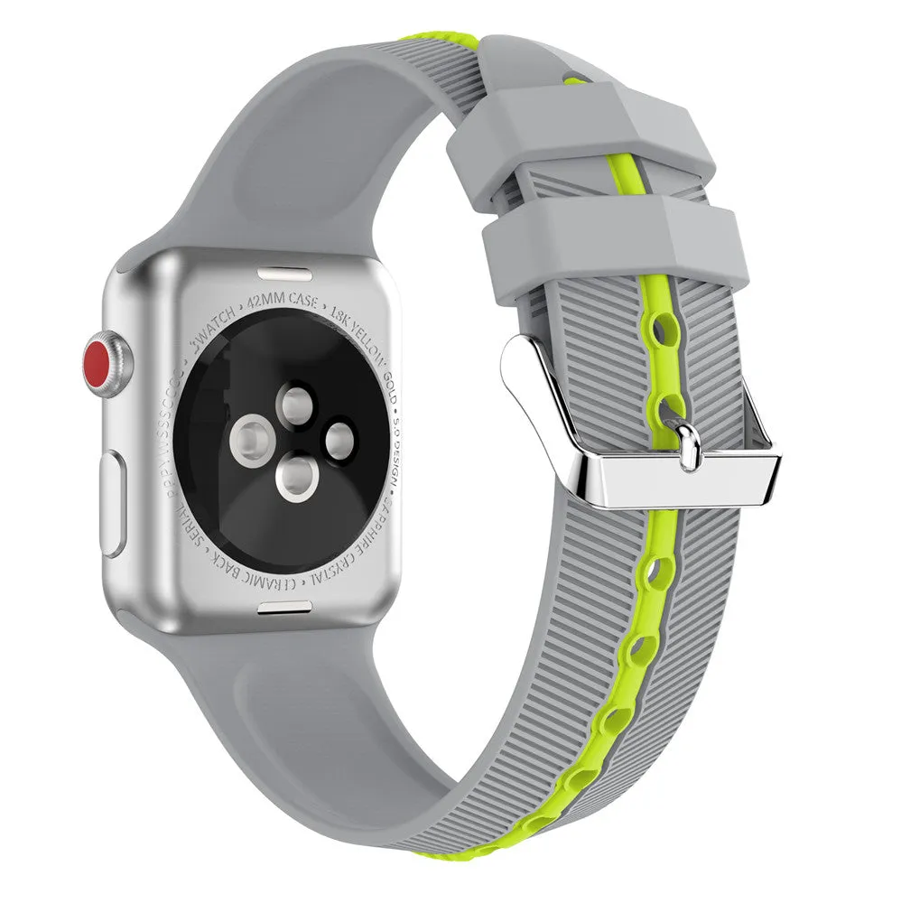 Two-colour arrow silicone sports wristband for Samsung Galaxy Gear Sport, black and white design on white background