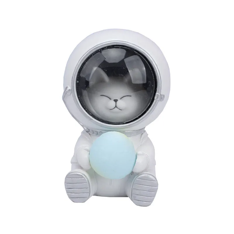 Starry sky projection night light in cute resin animal shapes including a bear, powered by USB or batteries.