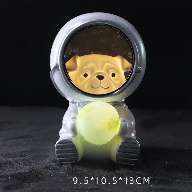 Starry sky projection night light in cute resin animal shapes including a bear, powered by USB or batteries.