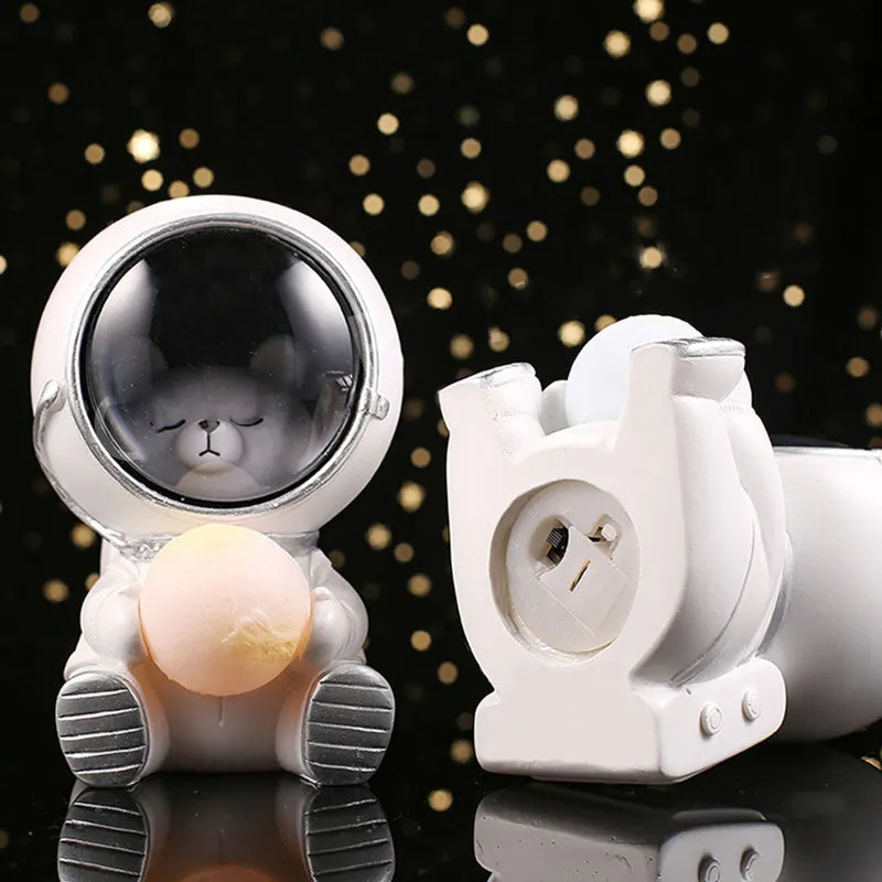 Starry sky projection night light in cute resin animal shapes including a bear, powered by USB or batteries.