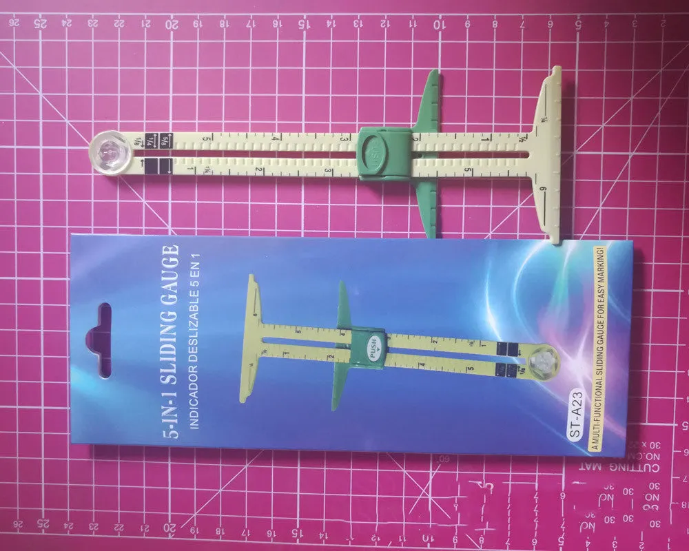 Set of two clear acrylic patchwork rulers for sewing measuring and rotary cutter cutting
