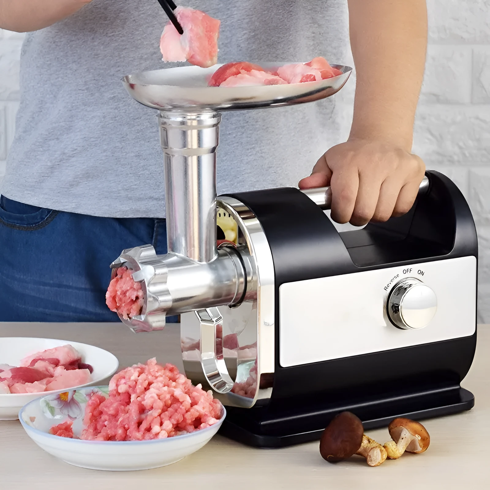 Fashion Simple Home Electric Meat Grinder matte black stainless steel 285x160x335mm fully automatic