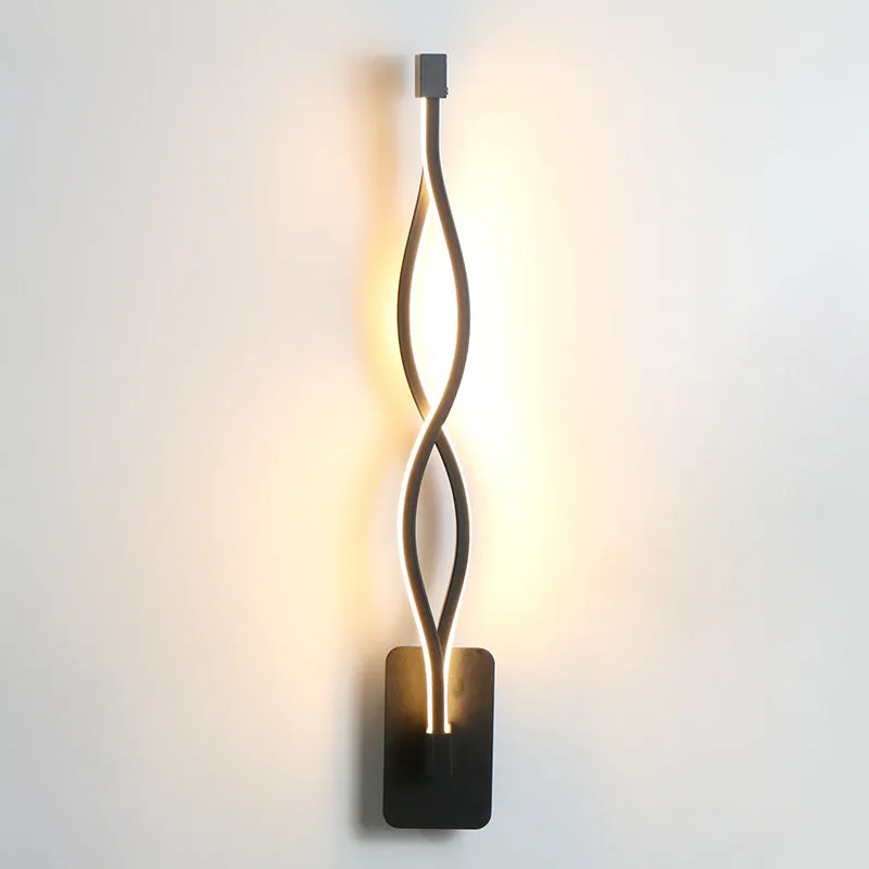 LED aluminum wave wall light 16W with black finish and warm light effect