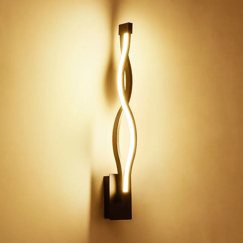 LED aluminum wave wall light 16W with black finish and warm light effect