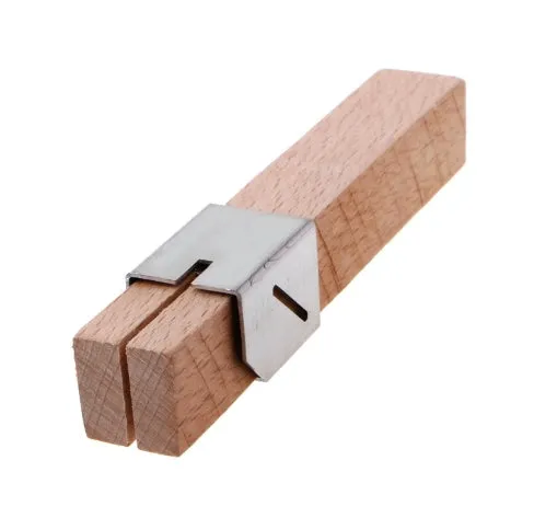 Plastic bottle cutter in log colour, 2.2x2.2x14cm, with slot for cutting PET bottles into rope