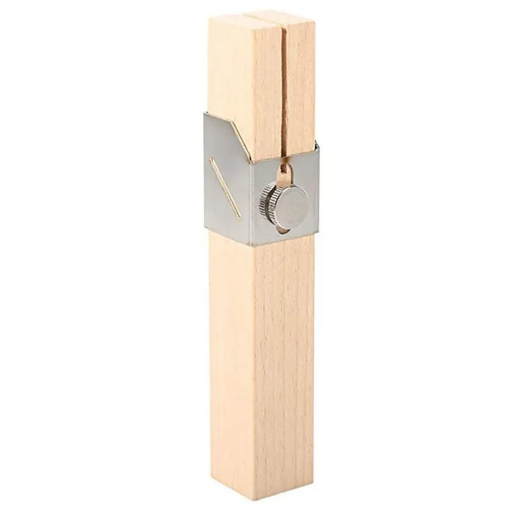 Plastic bottle cutter in log colour, 2.2x2.2x14cm, with slot for cutting PET bottles into rope