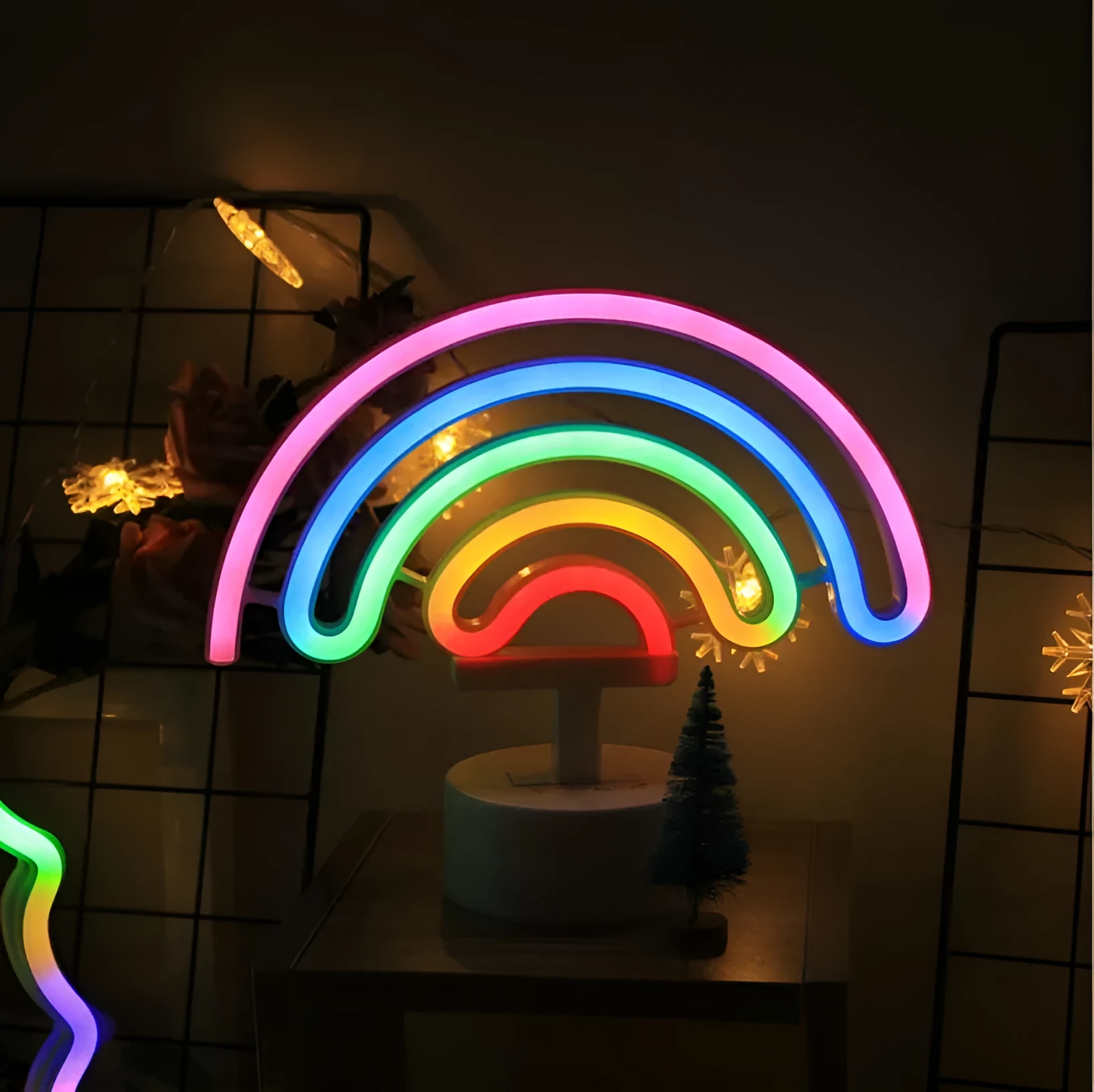 Rainbow popsicle LED modeling lamp with plastic shell and E14 base, 6000 lumens, IP68 rating