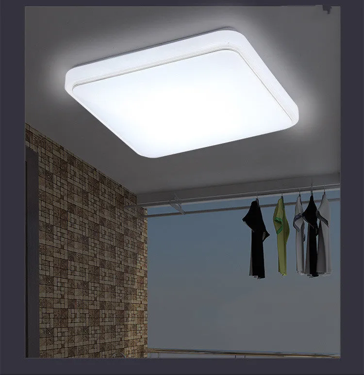 Simple square LED ceiling lamp in gold line finish, 30x30cm size, white light for indoor use