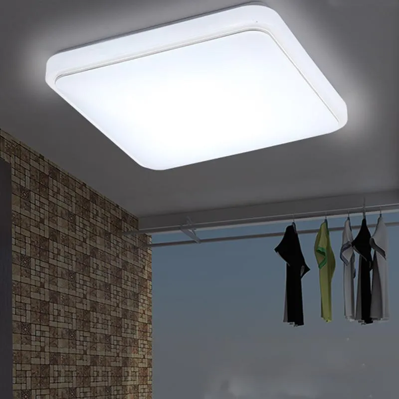 Simple square LED ceiling lamp in gold line finish, 30x30cm size, white light for indoor use