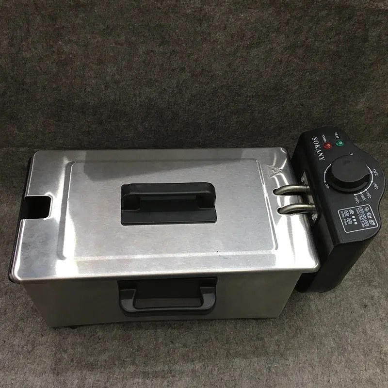Silver household 3 litre electric fryer with Teflon non-stick coating and EU plug