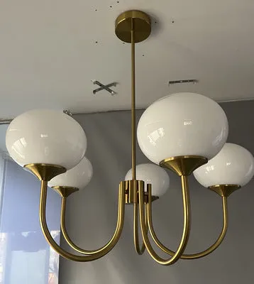 Retro five-head glass chandelier with iron frame and LED tricolour light in milky white finish