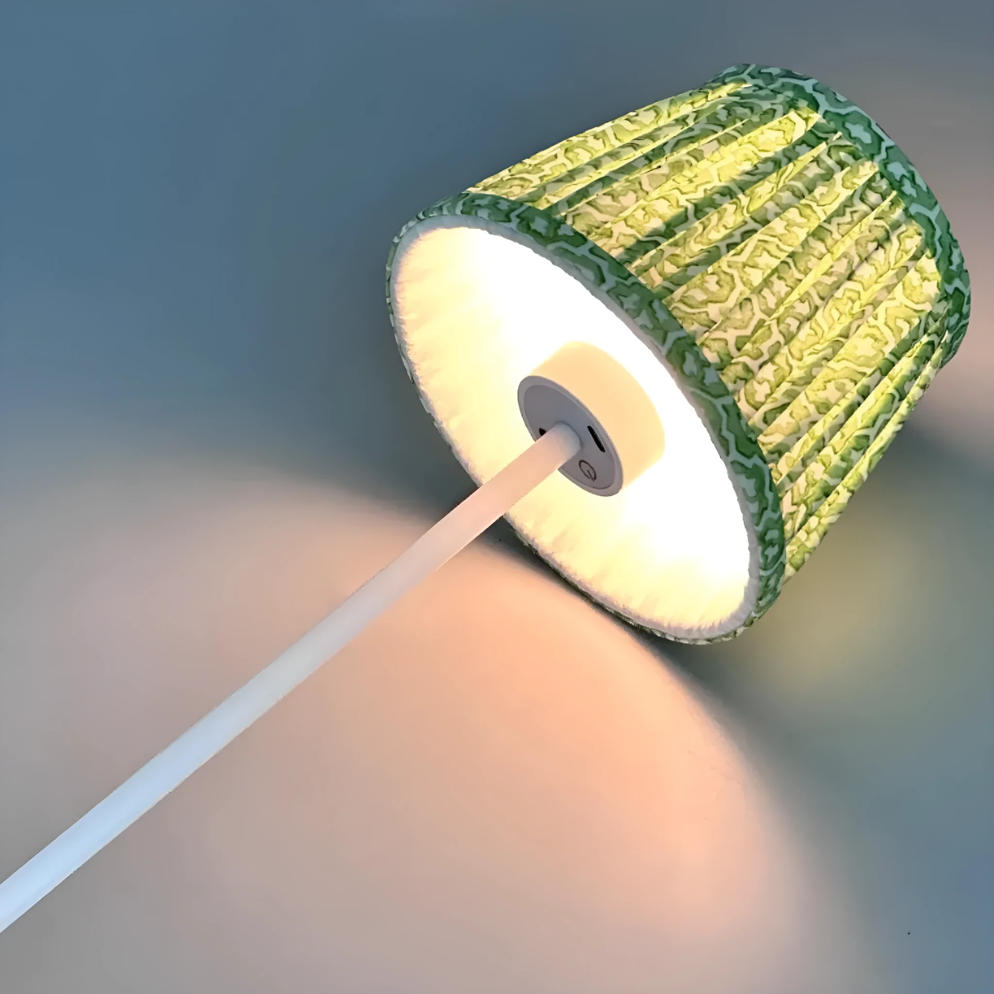 White LED table lamp with warm 2700K light, 3W power, Type-C rechargeable battery, and replaceable lampshade