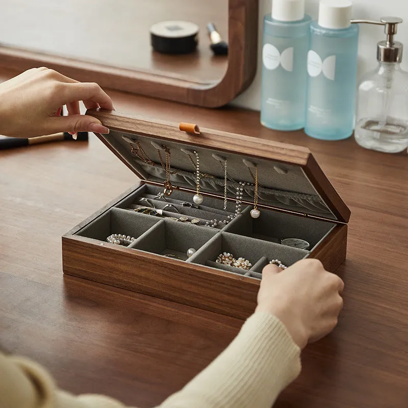 Large capacity household walnut jewellery box in retro style for storing necklaces rings earrings and bracelets
