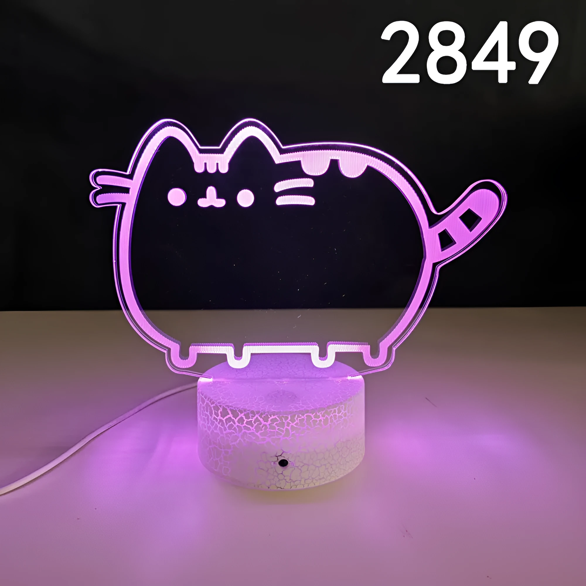 Black background acrylic cat night light with colourful crack design and USB cable